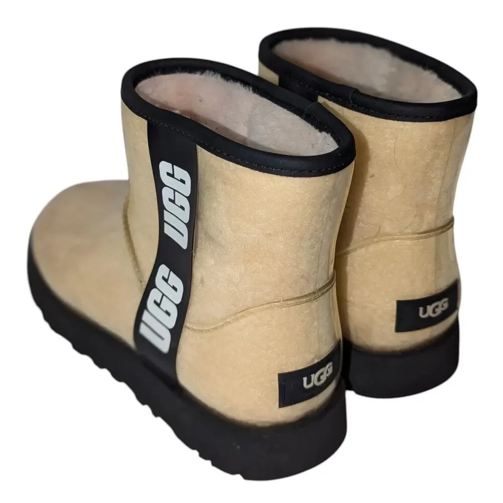 Ugg Classic Mini Clear Natural /Black Women’s Waterproof Rain Boots US 8 Good